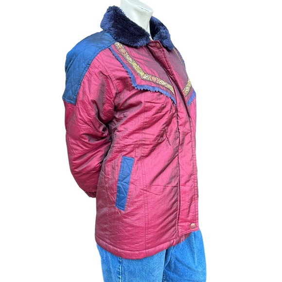 Vintage 90s Maroon & Navy Quilted Puffer Jacket with Faux Fur Trim Size 10 - Picture 6 of 11